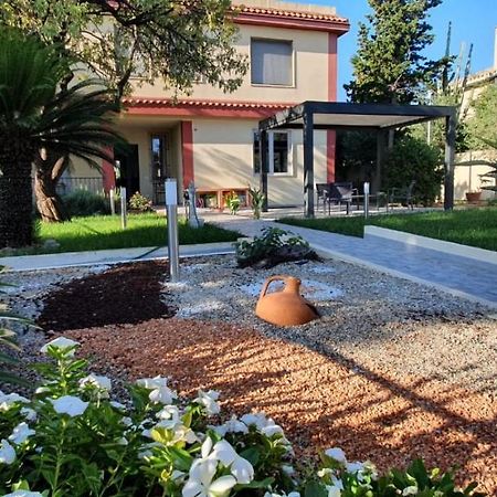 Bed&Breakfast Villa Nora Quartu Sant'Elena Exterior photo